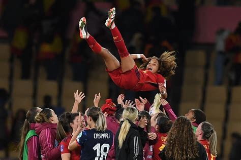 Spain women's team beat Netherlands to secure historic Olympic spot ...