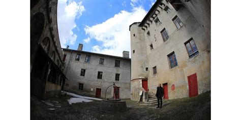 Hautes Alpes Enchères à 400 000 euros qui va soffrir le fort Queyras