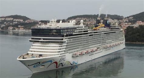 Norwegian Epic Najveći Kruzer Koji Je Ikad Uplovio U Grušku Luku