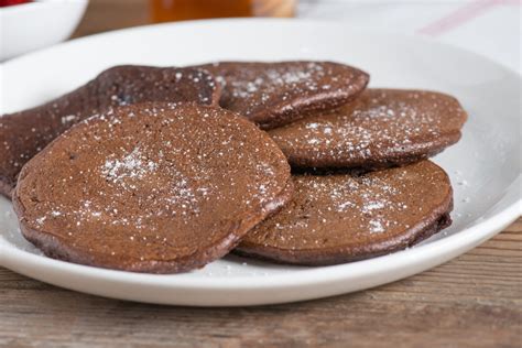 Panquecas de Chocolate Delícia Fofinha para o Café da Manhã HQ da Vida