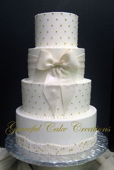 Elegant Ivory and Gold Wedding Cake | Graceful Cake Creations | Flickr