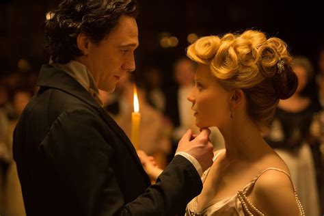 Photo De Tom Hiddleston Crimson Peak Photo Tom Hiddleston Mia