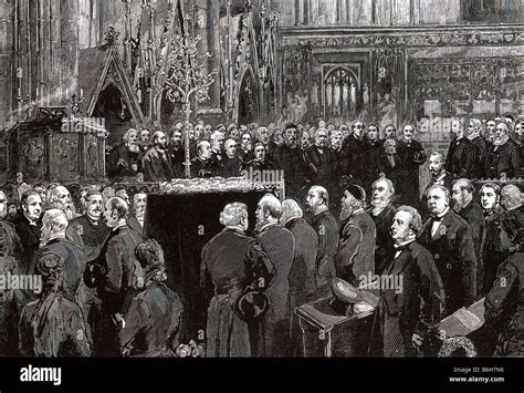 CHARLES DARWIN Funeral in Westminster Abbey in 1882 Stock Photo - Alamy