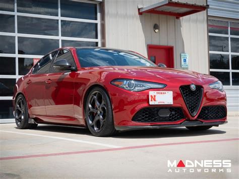 Alfa Romeo Giulia Side Skirts Carbon Fiber Estremo