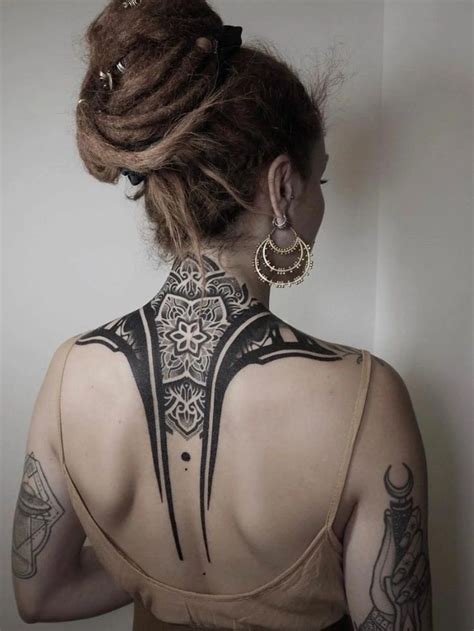 Pin By Pamela Naiara On Cabelos In Back Of Shoulder Tattoo