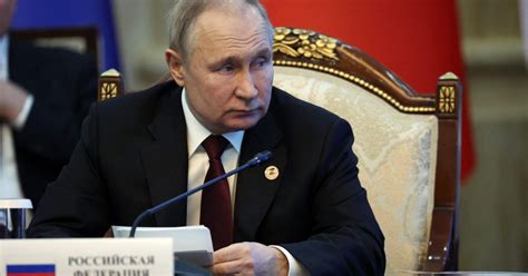 Putin suspende participação da Rússia no tratado de desarmamento