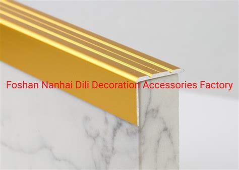 Building Material Metal Stair Nosing With Grooved Tread China Stair