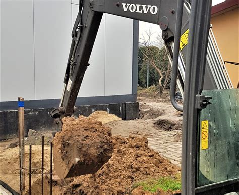 Roboty Ziemne Lublin Utwardzenie Drogi Lublin Wykopy Pod Fundamenty