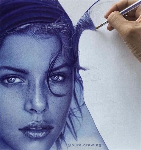 Artist Draws Insanely Realistic Portraits With Just a Ballpoint Pen