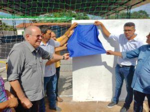 População de São Pedro dos Crentes ganha praça estrada asfalto e