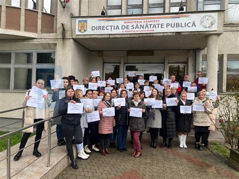 Foto Protest Vehement La Dsp Satu Mare Opresc Banii Pentru Spitale