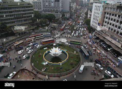 Downtown Dhaka Bangladesh Hi Res Stock Photography And Images Alamy