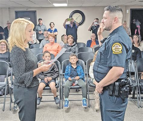 New Police Officer Sworn In Veteran Promoted Grand Blanc View