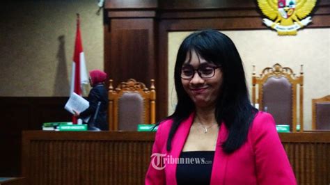 Populer Regional Rekam Jejak Mantan Bupati Talaud Belasan Siswa Sd