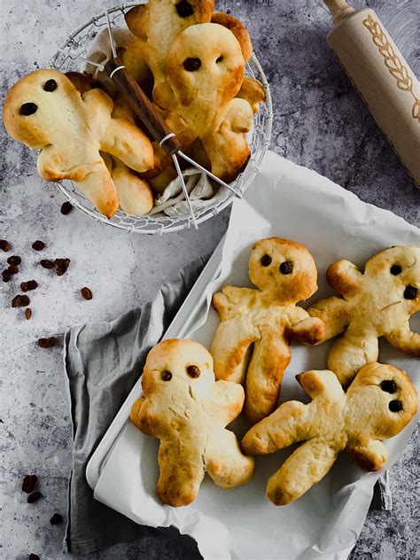 Weckmänner oder Stutenkerle Rezept von Gernekochen de