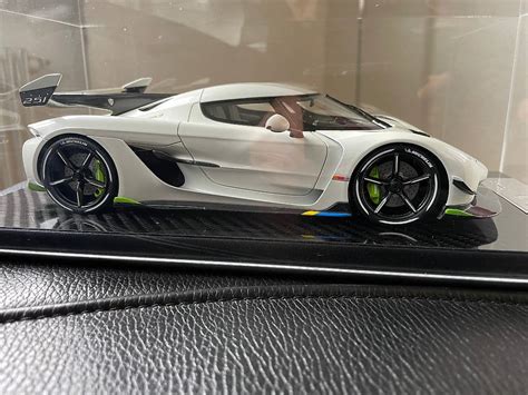 Modell Auto 1 18 Königsegg Jesko FrontiArt weiss im Kanton Solothurn