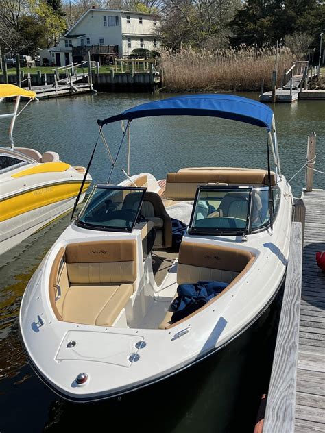 2014 Sea Ray 230 SLX Runabout For Sale YachtWorld