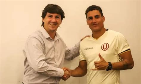 Universitario oficializó la contratación del delantero Alexander Succar