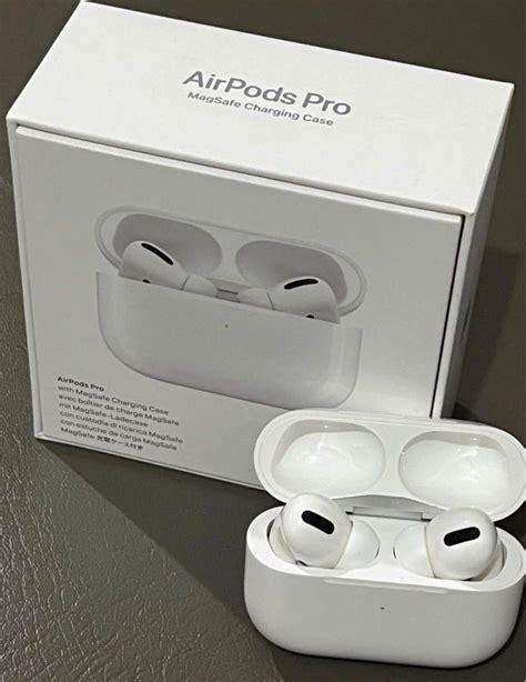 Airpods pro 1st gen, Audio, Earphones on Carousell