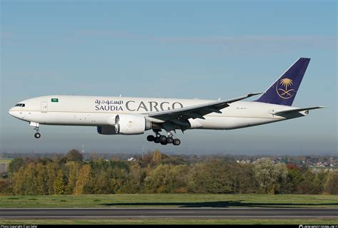 HZ AK73 Saudi Arabian Airlines Boeing 777 FFG Photo By Jan Seler ID