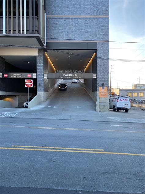 1200 Broadway | Downtown Nashville