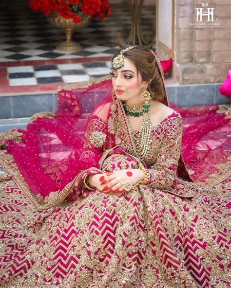 Pin De Mr Sandeep En Dulhan Makeup And Dress Collection