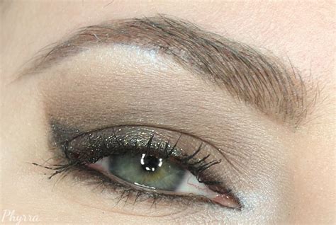 Celebrity Inspired Hooded Eye Makeup Tips Hooded Eye Makeup Eye