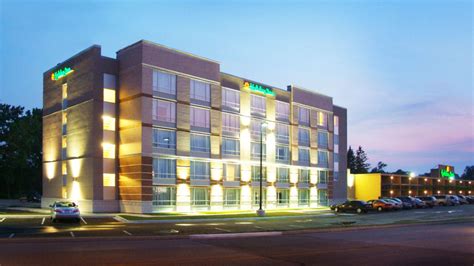 Holiday Inn Sarnia Expansion - Strasman Architects Inc.