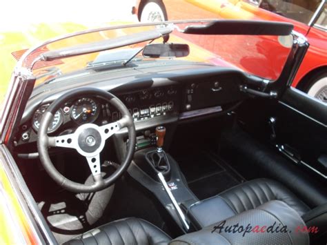 1969 Jaguar Xke Interior - Balap