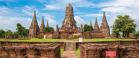 Ayutthaya Sightseeing Floating Market Private Tour Free Photographer