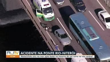 Rj Inter Tv Edi O Motociclista Morre Ap S Ser Arremessado Da