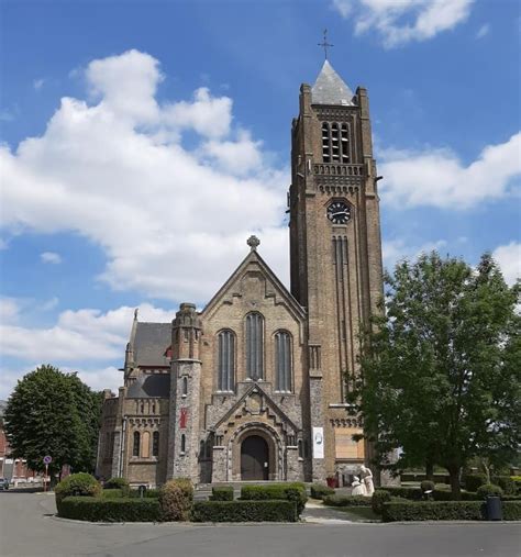 Eglise Saints Pierre Et Paul P Comines Warneton Hainaut Find A