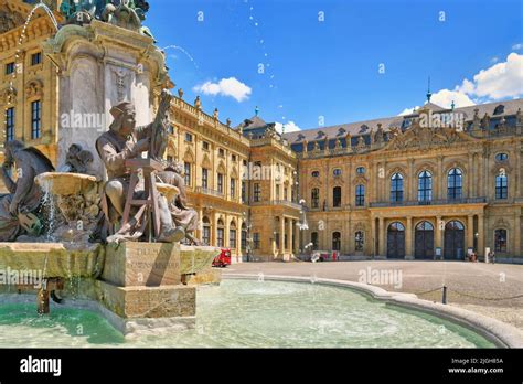 W Rzburg Germany July Statue Of Fountain Called