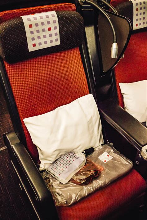 Key Benefits To Flying Premium Economy With Japan Airlines Travel Pockets