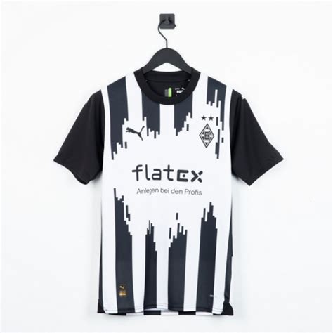 Gladbach Stellt Ausw Rts Und Ausweichtrikot Vor Fums Magazin