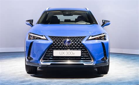 First 100 Electric Car From Lexus UX 300e Electric Hunter