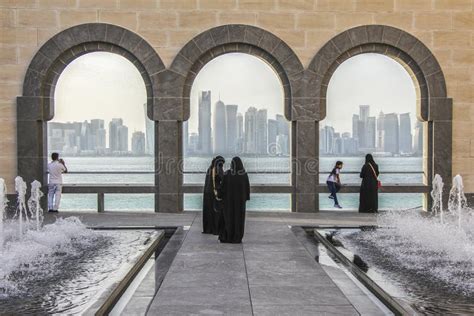 Architecture in Doha, Qatar Editorial Stock Photo - Image of ...