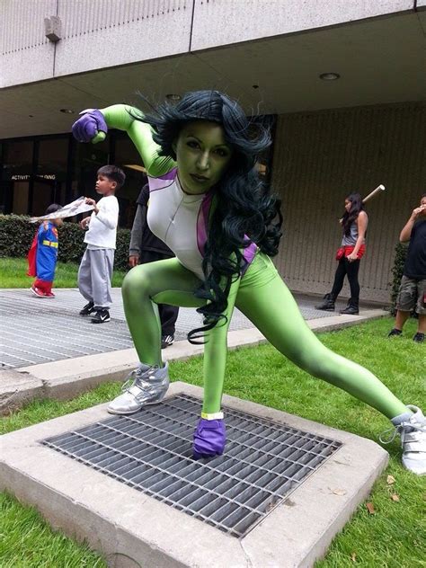 Marvel She Hulk Cosplay By Rosiegaga Wizard World Sacramento 2014 She Hulk Cosplay Marvel