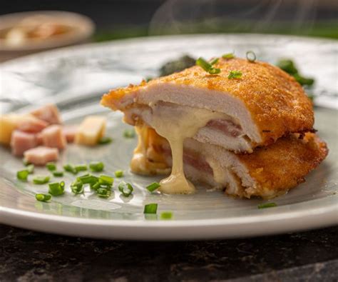 Escalope De Poulet Cordon Bleu La Fonda