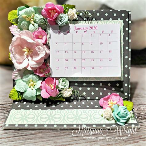 Up On Tippy Toes: Floral Desk Calendar