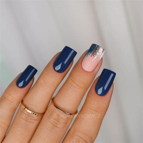 45 Stunning Navy Blue Nails To Try Right Now Navy Blue Nail Designs