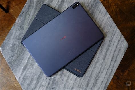 Huawei’s 10.8-inch iPad Pro rival can wirelessly charge your phone