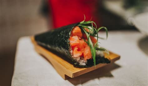 7 Restaurantes Japoneses Para Comer Temaki Sushi En Cdmx