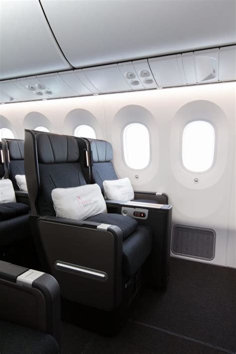 Inside The Qantas Dreamliner Guide To The Boeing 787