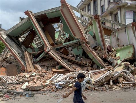 Dead As Earthquake Jolts Nepal Tremors Felt Across North India