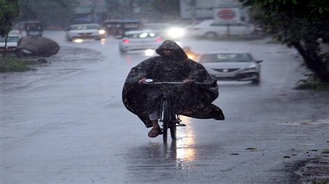 Imd Heavy Rainfall Red Alert Uttarakhand Latest Weather Updates