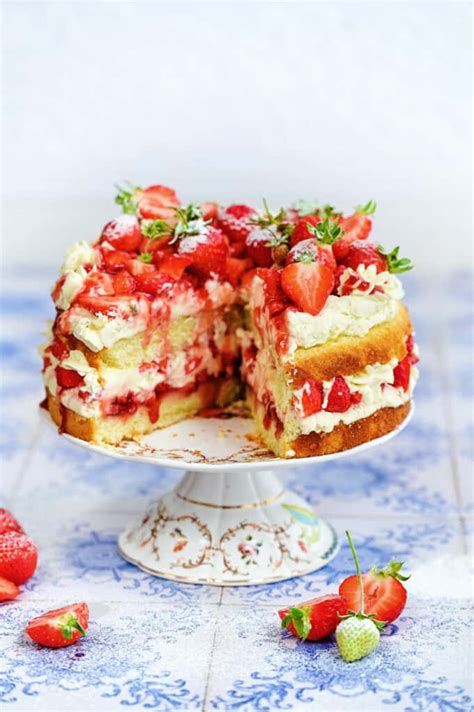 Strawberry Shortcake Cake Supergolden Bakes