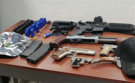 Aseguran Armas Kilos De Drogas Y Precursores Durante Cateo En Tec Mac