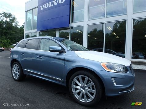 Mussel Blue Metallic Volvo Xc T Awd Inscription Exterior Photo