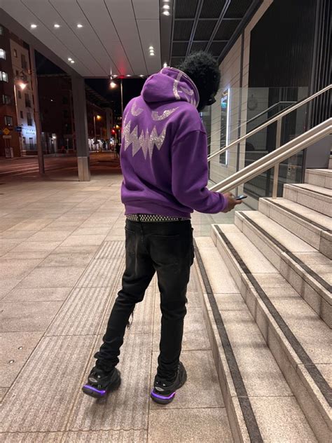 Seyi1x On Instagram Balenciaga Track Outfit Track Outfits